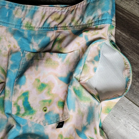 NWT art class Boys Size 18 Tie Dye Swim Trunks Board Shorts - Picture 11 of 15